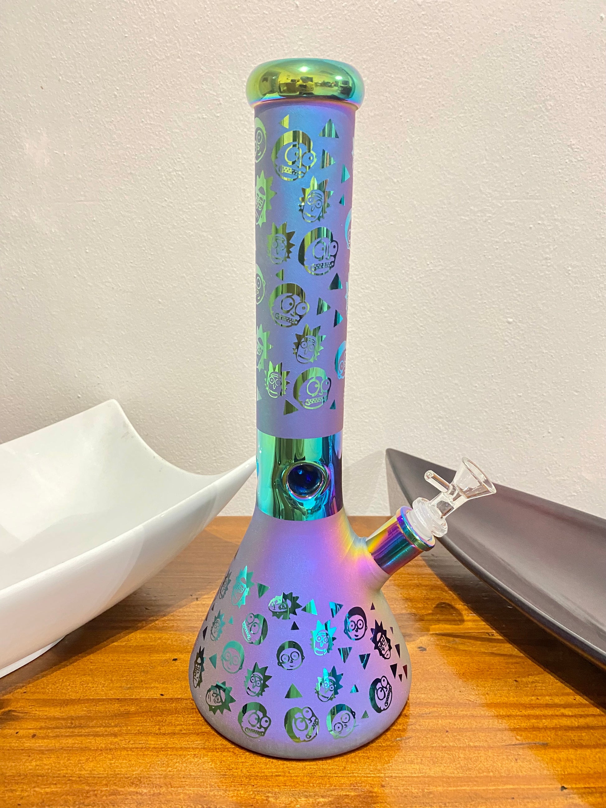 Rick and Morty Bongs -SmokeDay